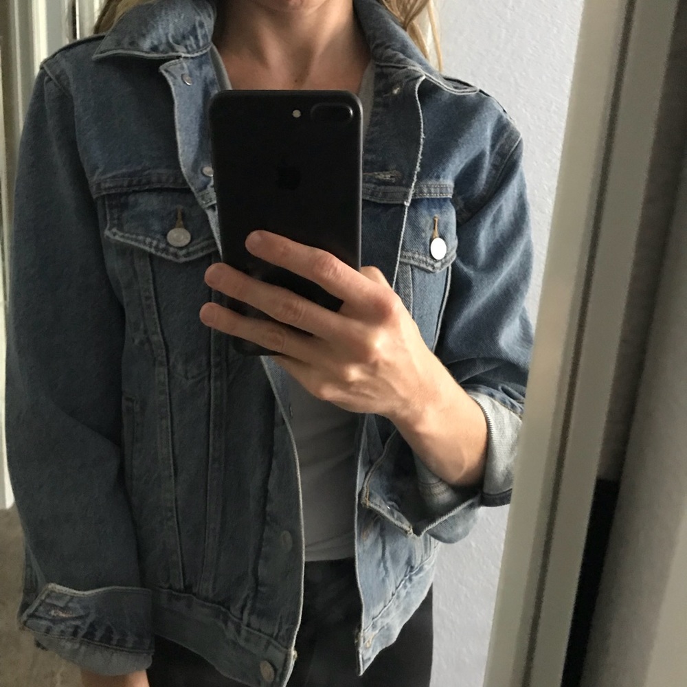 Levi Denim Jacket XS.